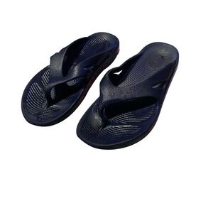 OOFOS Men's Dark Blue Flip-Flops